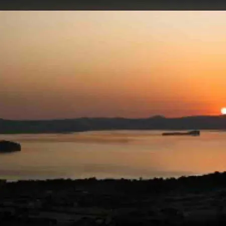 Sunset And Apartmán